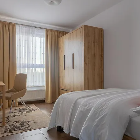 Glow - Letnicka, Plaza & Parking Daire *