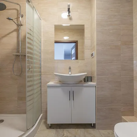Apartamento Glow - Letnicka, Plaza & Parking