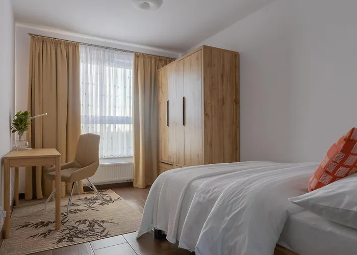 Glow - Letnicka, Plaza & Parking 아파트 *