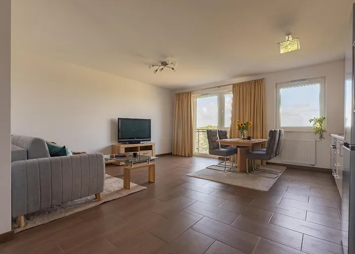 Glow - Letnicka, Plaza & Parking 아파트 *