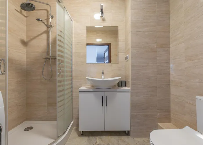 아파트 Glow - Letnicka, Plaza & Parking